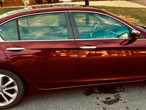 Used 2013 Honda Accord Sport image 6