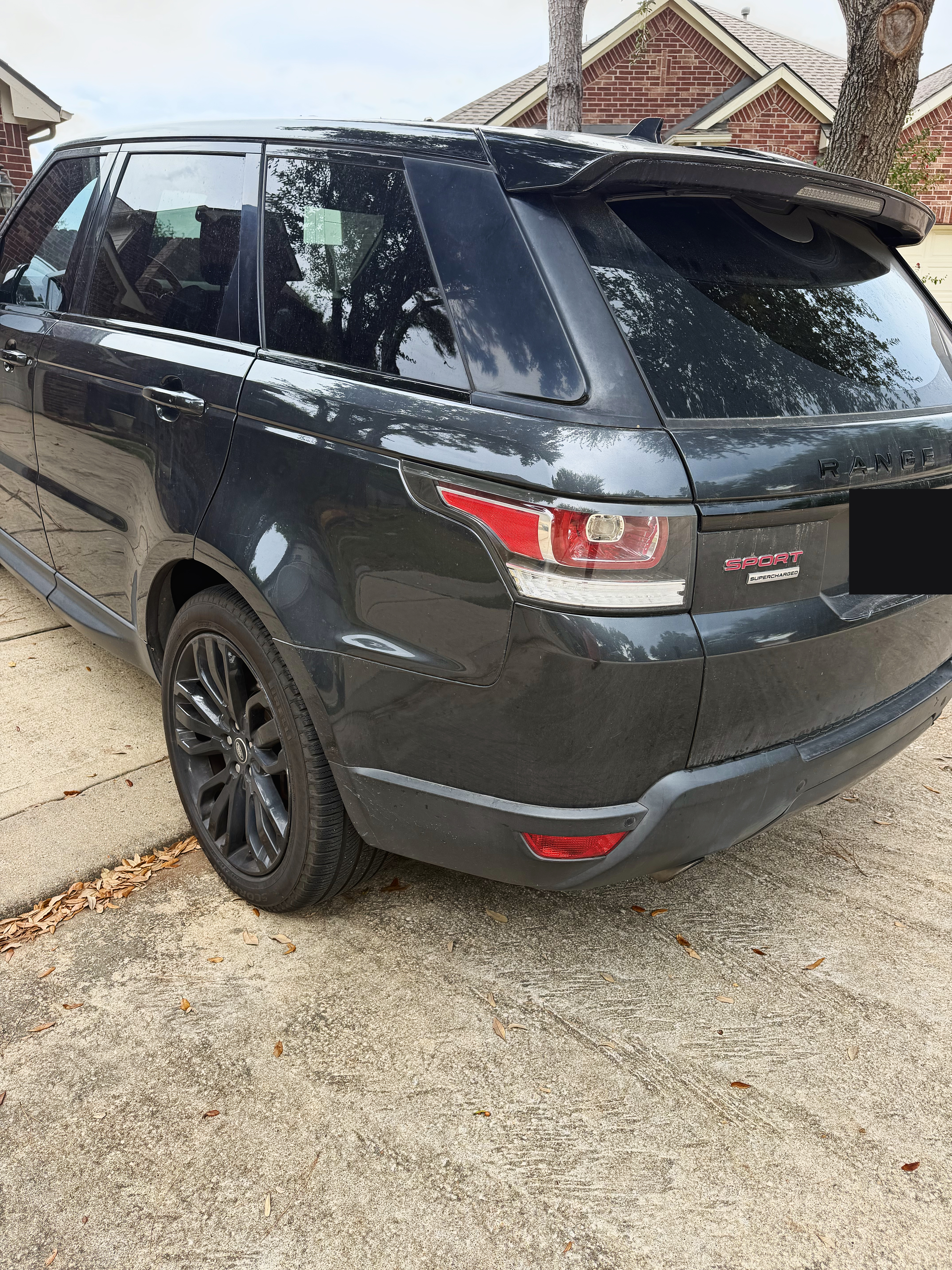 Used 2016 Land Rover Range Rover Sport Supercharged AWD/4WD image 10