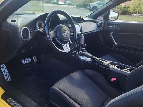 Used 2015 Scion FR-S Release Series 1.0 image 22