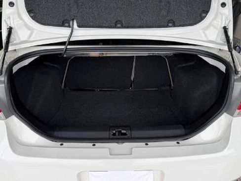 Used 2011 Ford Focus SE image 6