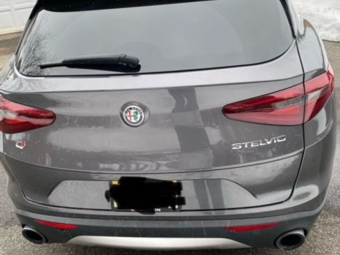 Used 2019 Alfa Romeo Stelvio Ti image 8