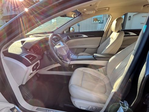 Used 2019 Lincoln MKZ Reserve image 20