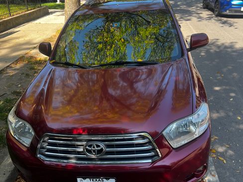 Used 2010 Toyota Highlander Limited image 26