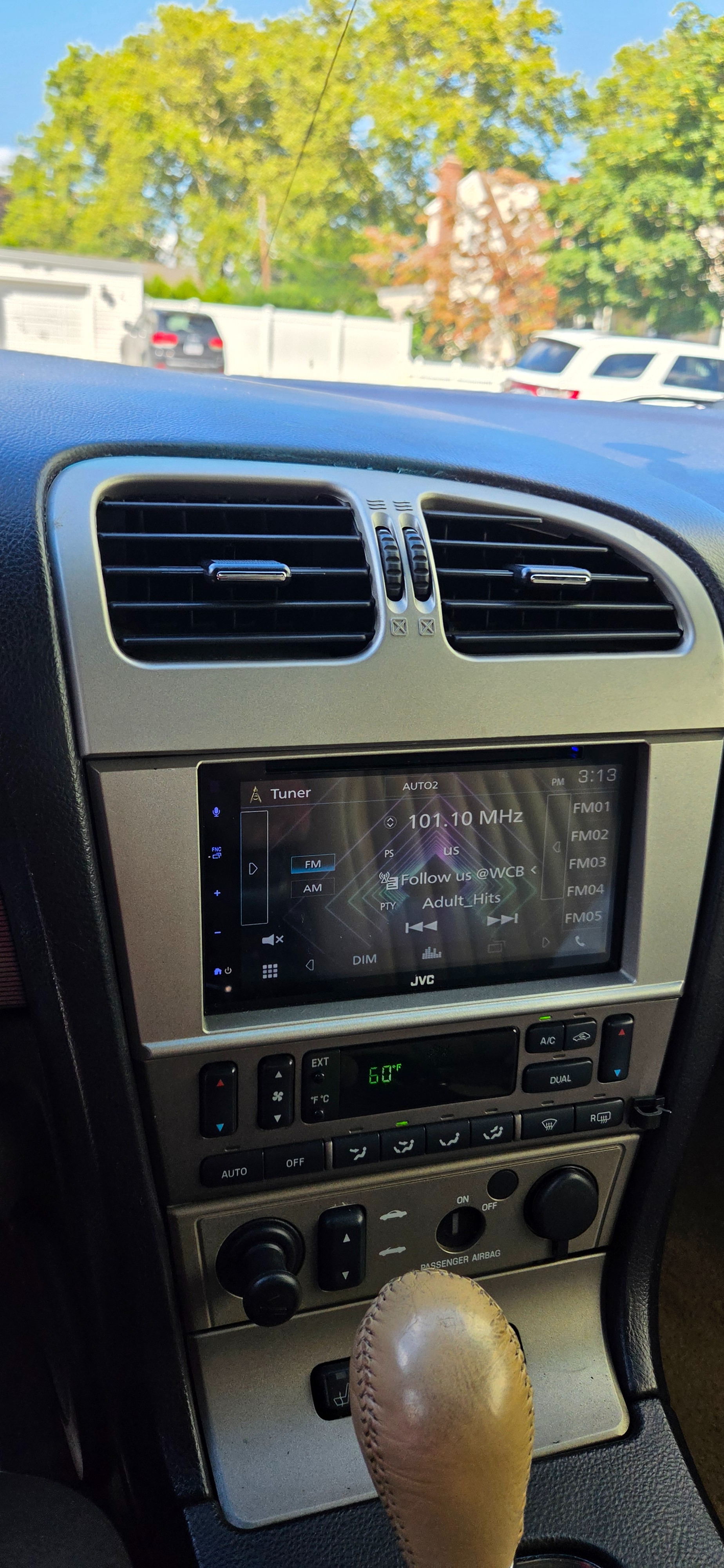 Used 2004 Ford Thunderbird RWD image 15