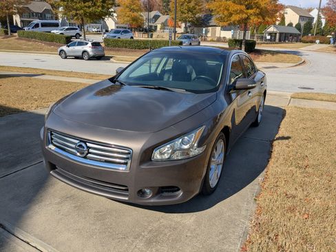 Used 2013 Nissan Maxima 3.5 SV w/ Premium Pkg image 4