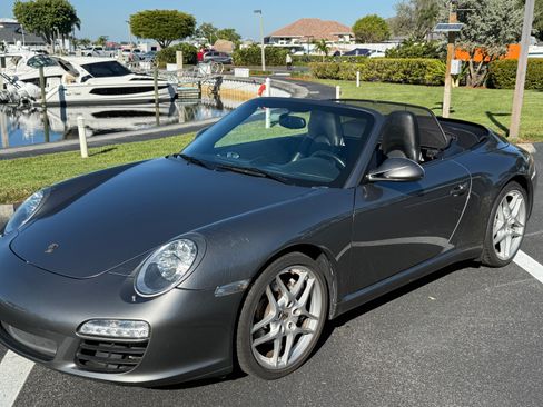 Used 2011 Porsche 911 Carrera image 4