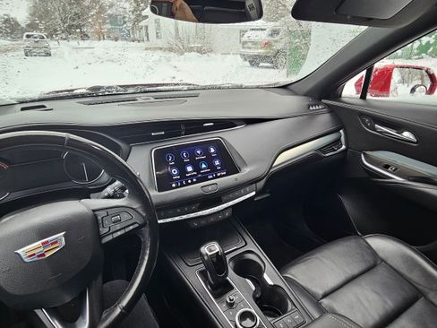 Used 2019 Cadillac XT4 Premium Luxury w/ Cold Weather Package image 5