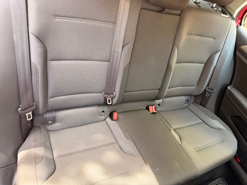 Used 2016 Volkswagen Golf S FWD image 15