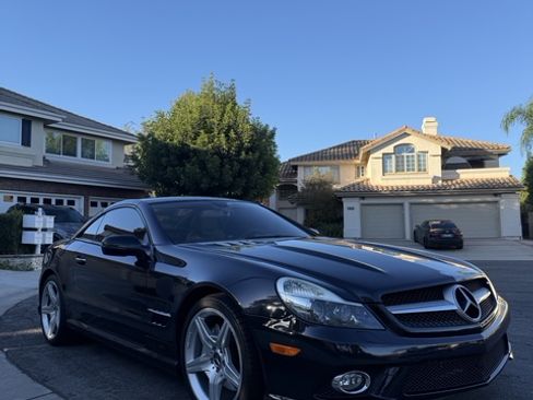 Used 2009 Mercedes-Benz SL 550 image 4