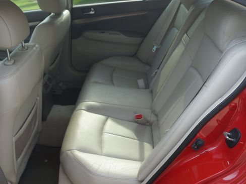 Used 2010 INFINITI G37 x Sedan w/ Premium Pkg AWD/4WD image 23