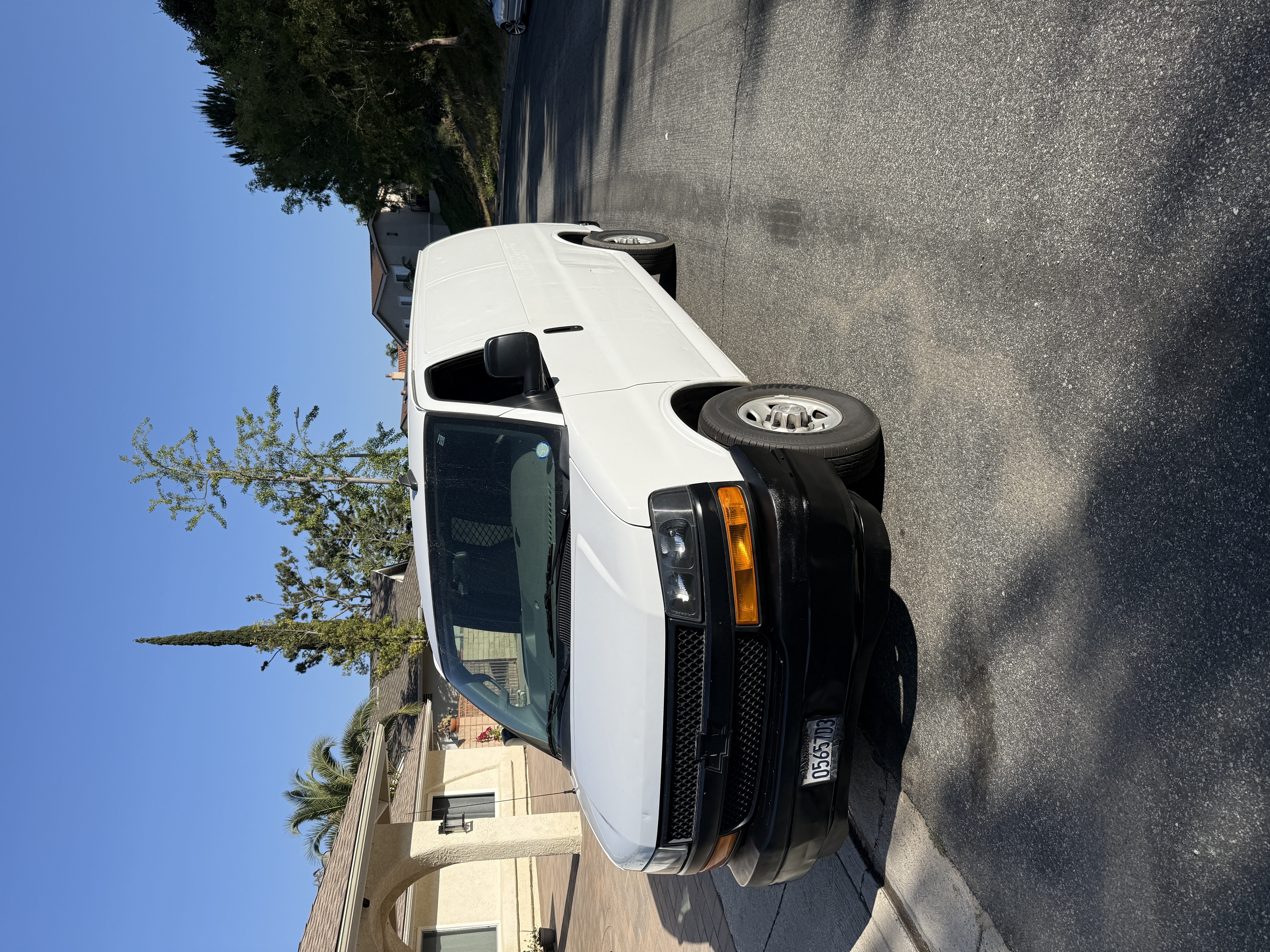 Used 2020 Chevrolet Express 2500 Extended w/ Driver Convenience Package RWD image 1