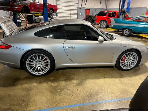 Used 2006 Porsche 911 Carrera S image 17