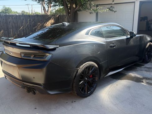 Used 2018 Chevrolet Camaro ZL1 RWD image 8