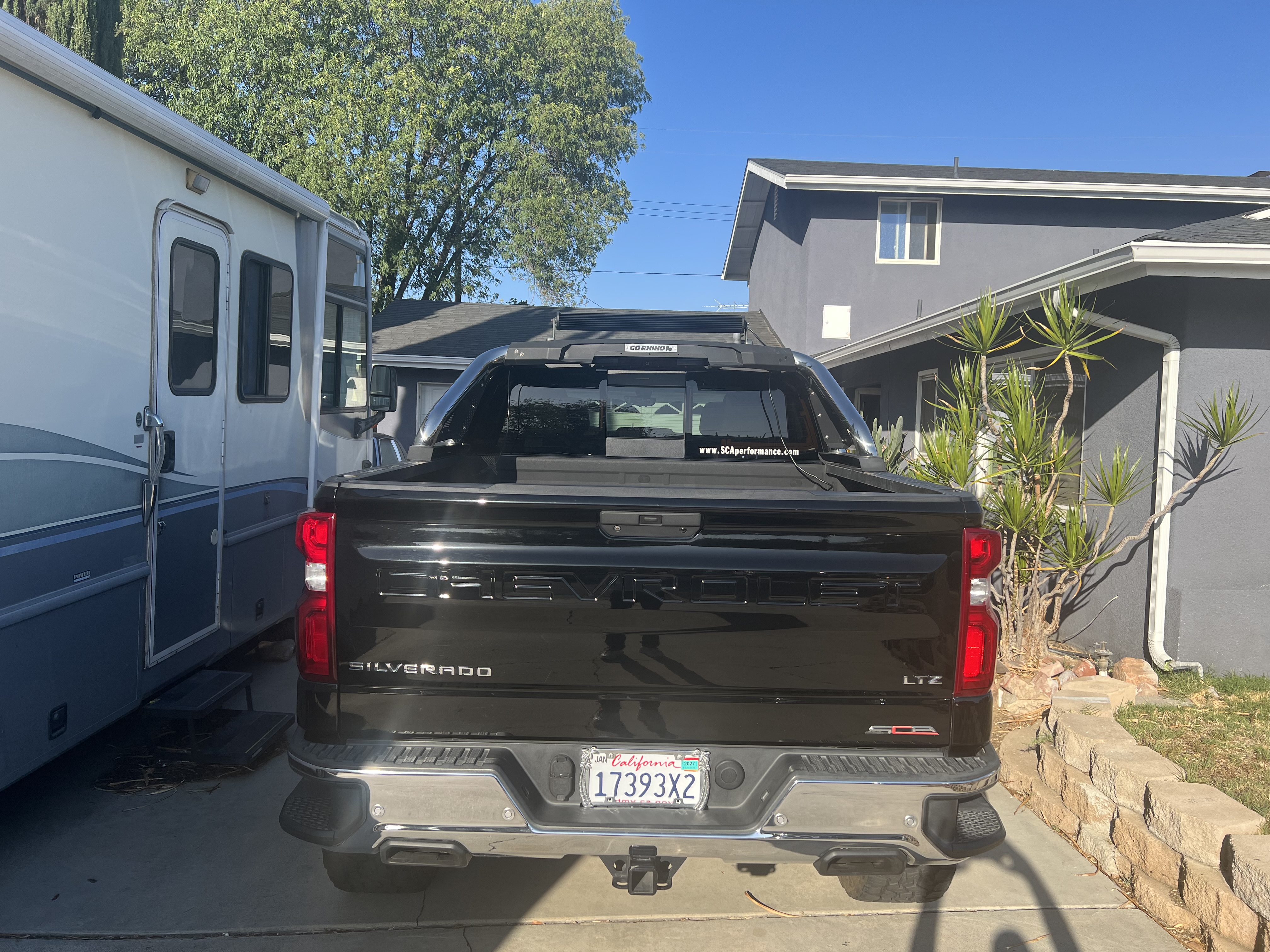 Used 2019 Chevrolet Silverado 1500 LTZ w/ LTZ Premium Package AWD/4WD image 21