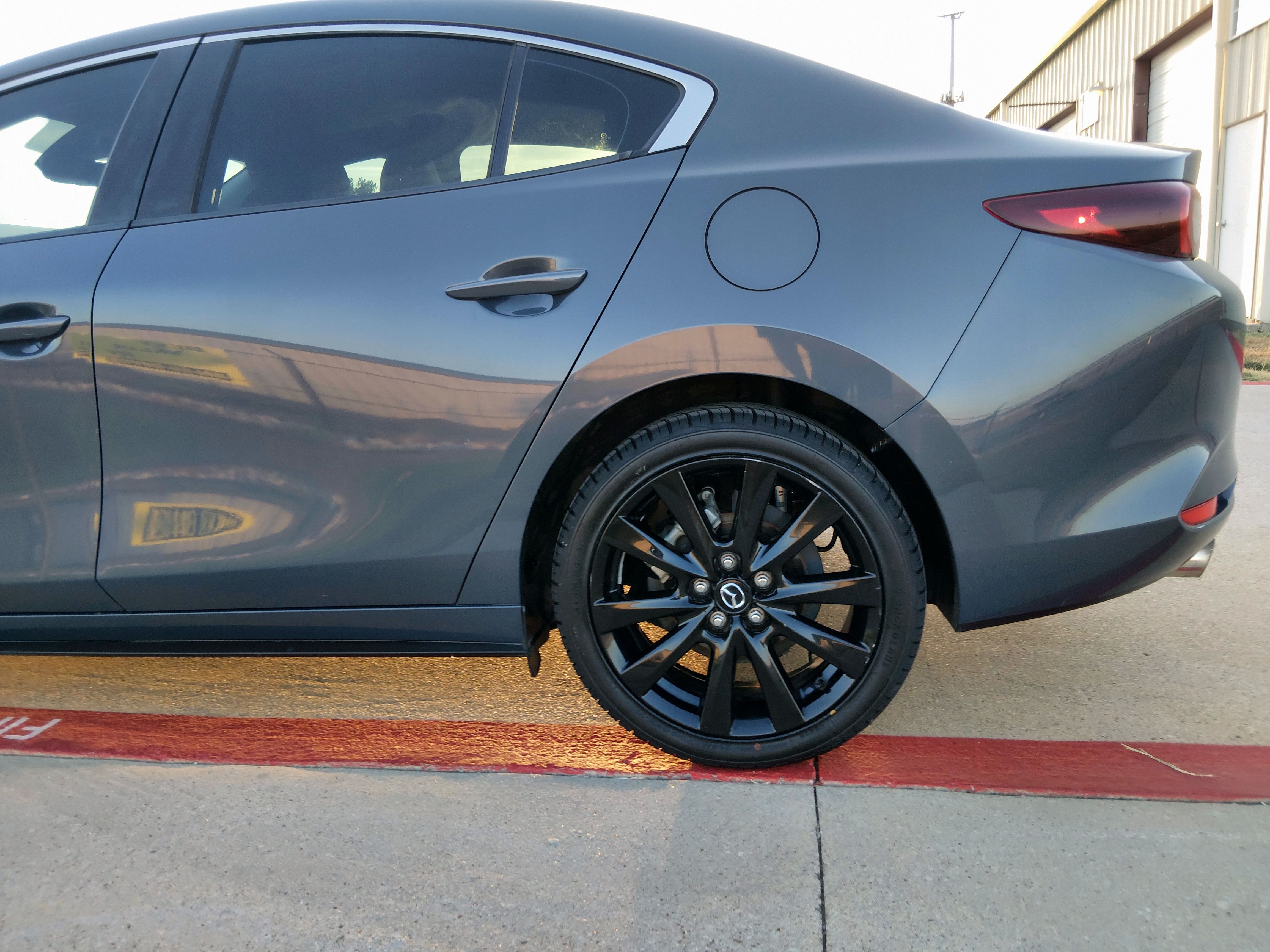 Used 2022 MAZDA MAZDA3 s FWD image 5