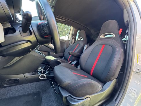 Used 2017 FIAT 500 Abarth w/ Popular Equipment Package image 10