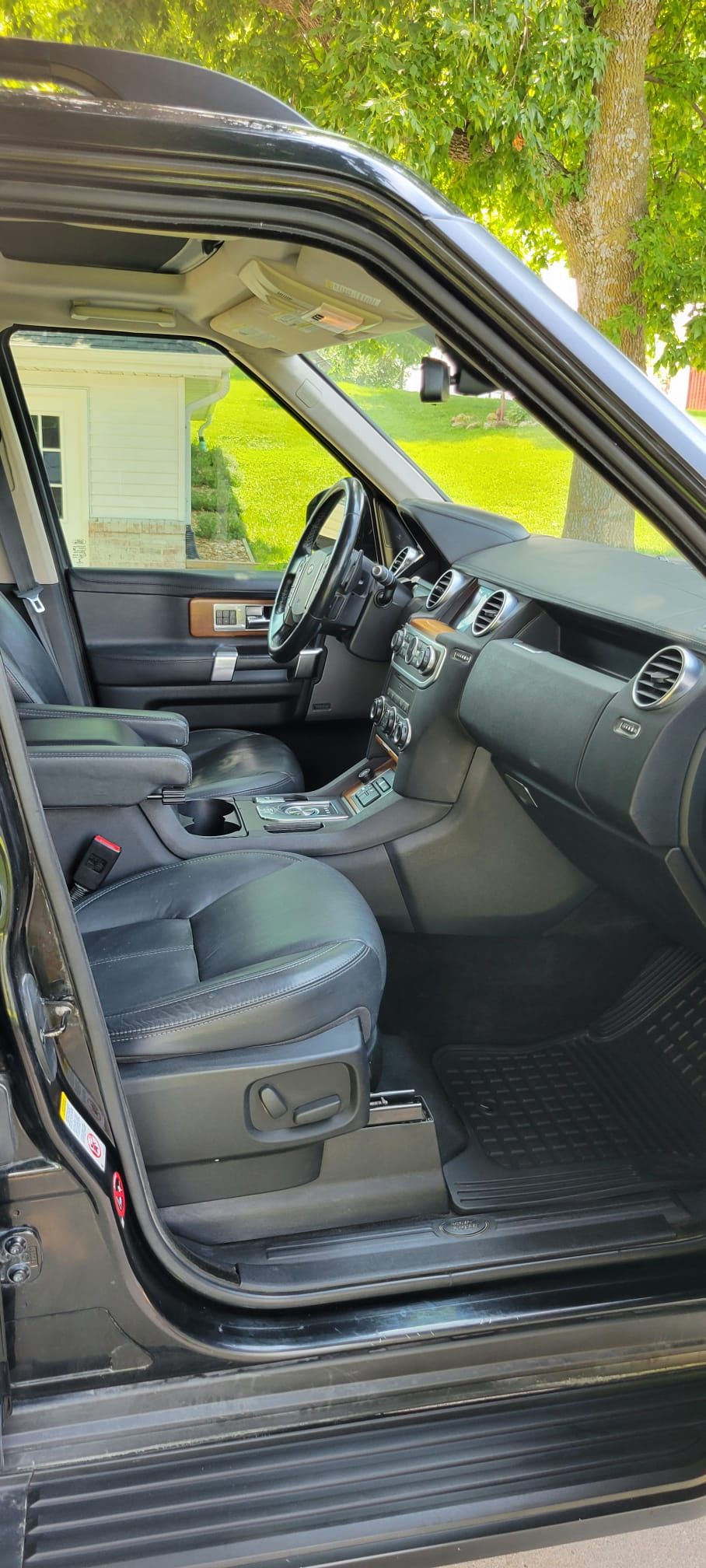 Used 2016 Land Rover LR4 HSE LUX AWD/4WD image 8