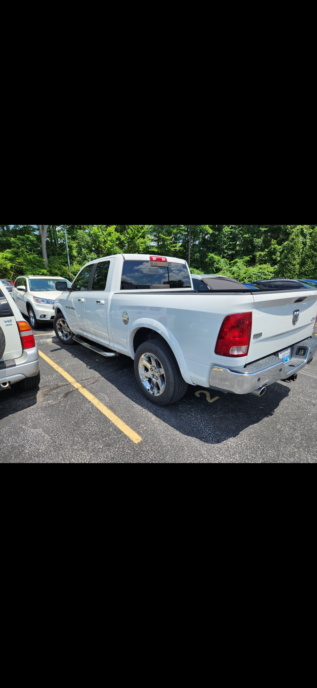 Used 2011 RAM 1500 Laramie AWD/4WD image 9