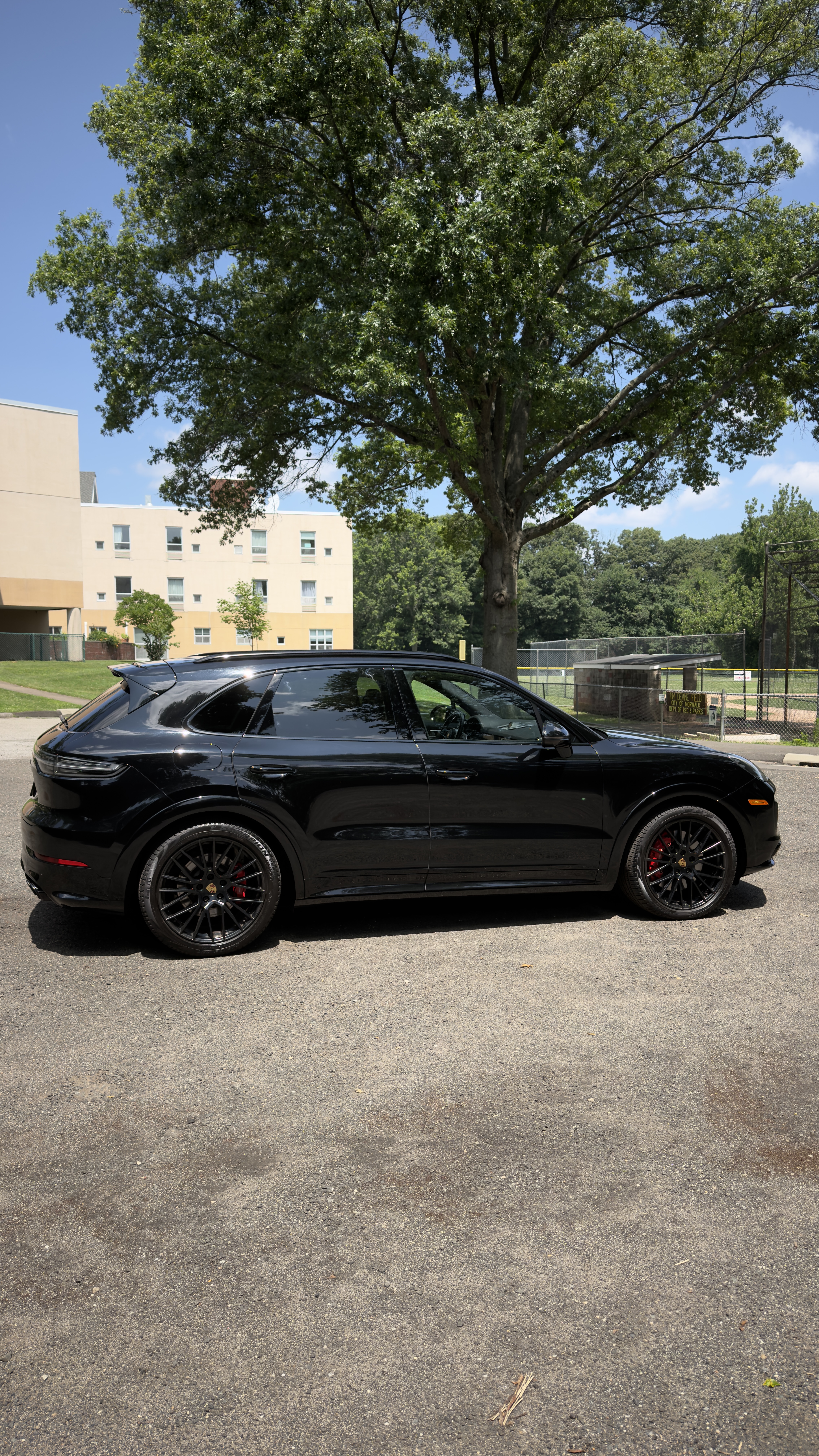 Used 2021 Porsche Cayenne GTS AWD/4WD image 19