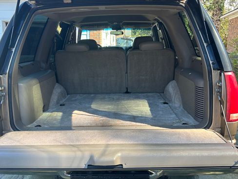 Used 1999 Chevrolet Tahoe Z71 w/ Preferred Equipment Group image 9