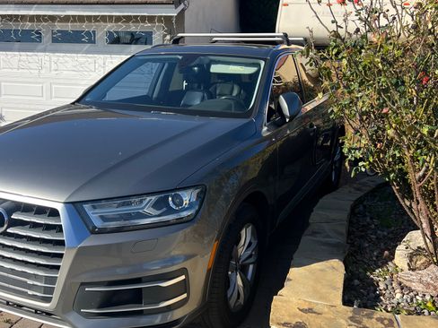 Used 2018 Audi Q7 3.0T Premium image 4