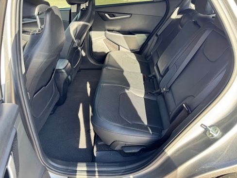 Used 2022 Kia EV6 Wind RWD image 8