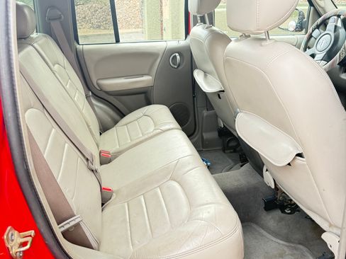 Used 2002 Jeep Liberty Limited image 10