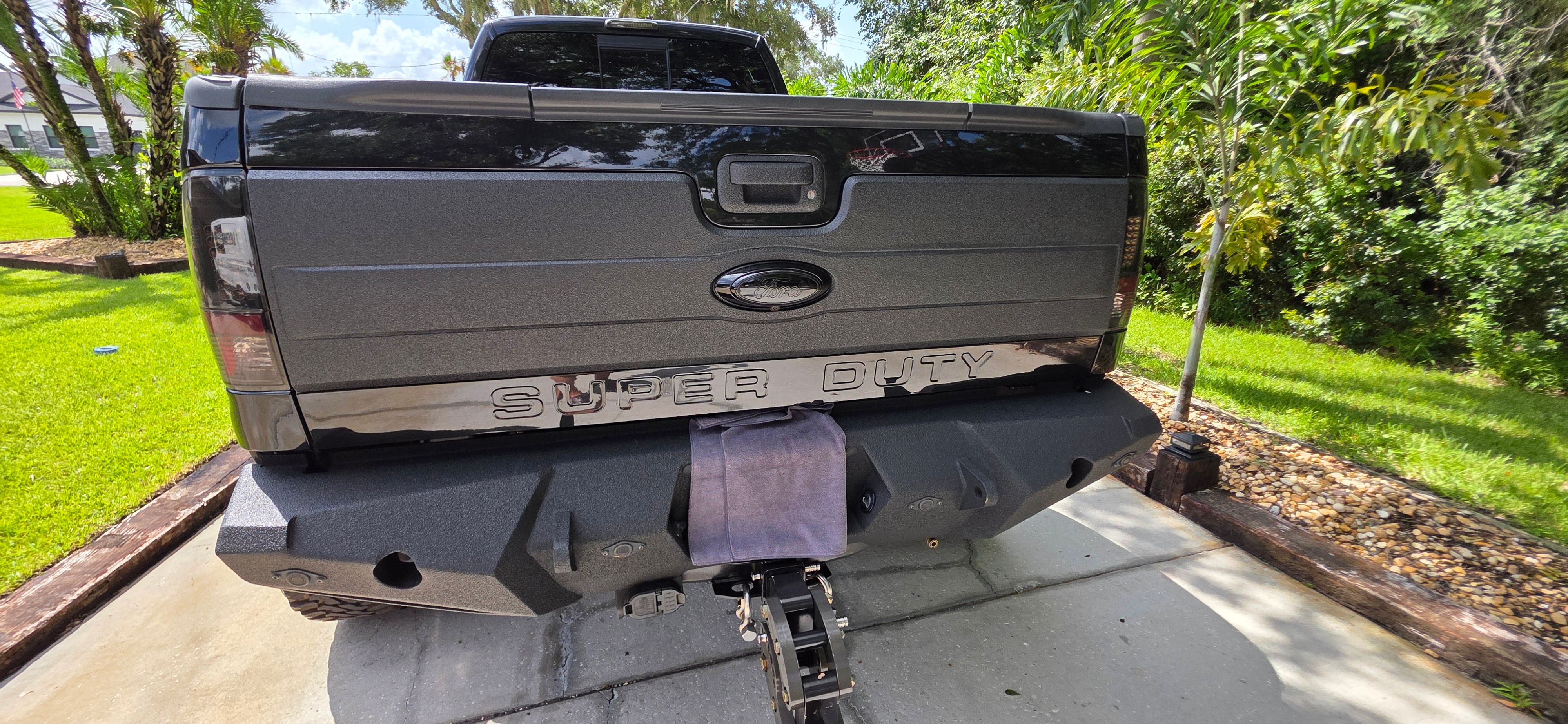 Used 2013 Ford F350 Platinum w/ FX4 Off Road Pkg AWD/4WD image 13