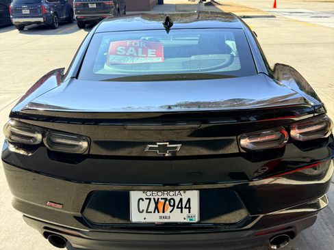 Used 2019 Chevrolet Camaro LT w/ RS Package image 5