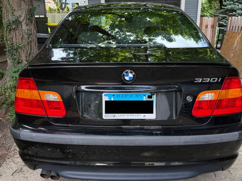 Used 2004 BMW 330i Sedan RWD image 4