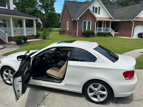 Used 2011 BMW 128i Coupe RWD image 16