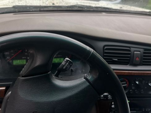 Used 2002 Subaru Outback Limited AWD/4WD image 10