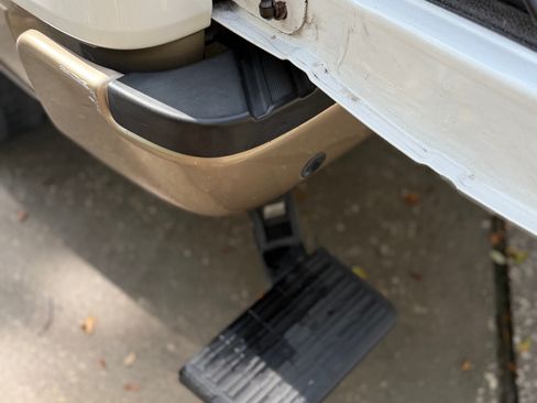 Used 2014 Ford F150 Lariat w/ Equipment Group 502A Luxury image 25