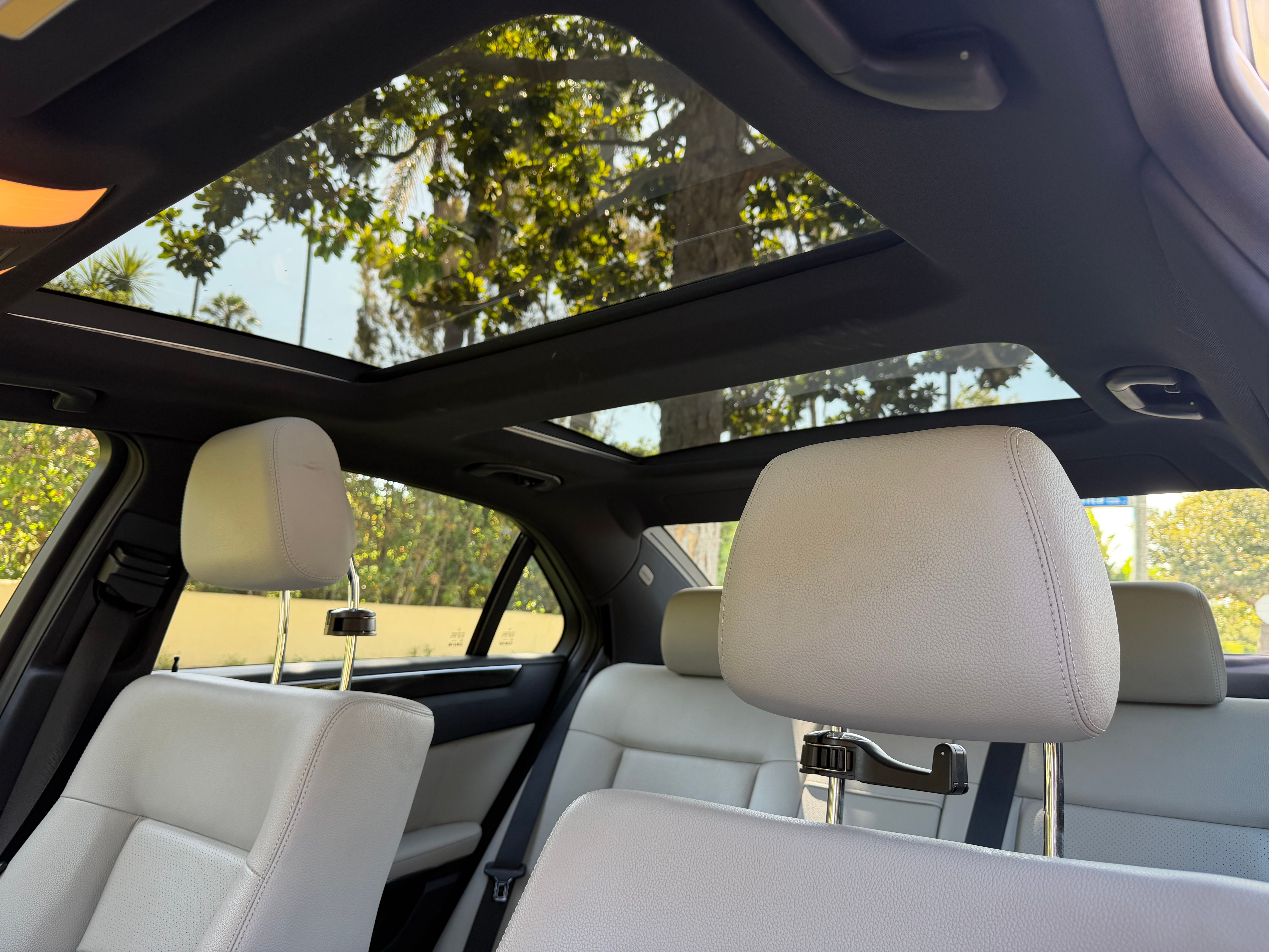 Used 2011 Mercedes-Benz E 350 Sedan image 11