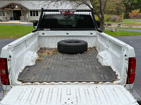 Used 2008 Chevrolet Silverado 2500 W/T image 24
