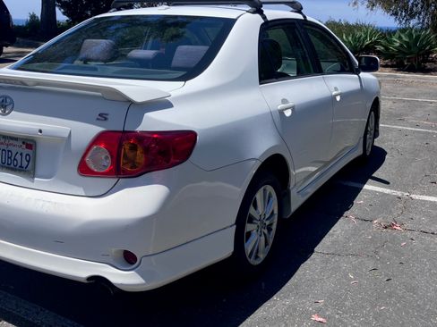 Used 2009 Toyota Corolla S FWD image 9