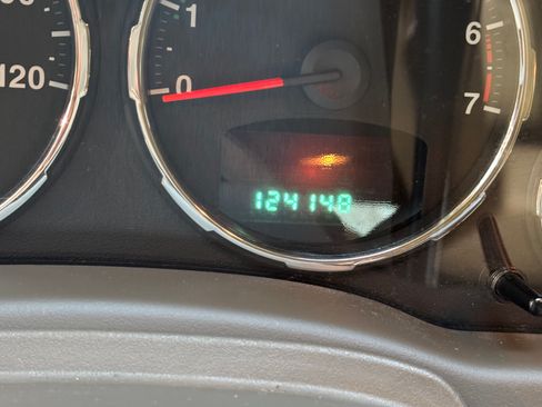 Used 2012 Jeep Liberty Sport w/ Popular Equipment Group image 8