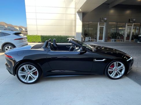 Used 2015 Jaguar F-TYPE S image 16