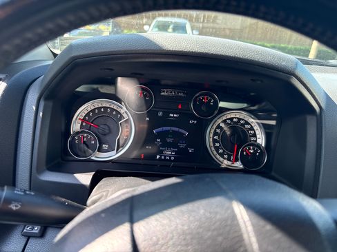 Used 2017 RAM 1500 Lone Star RWD image 6