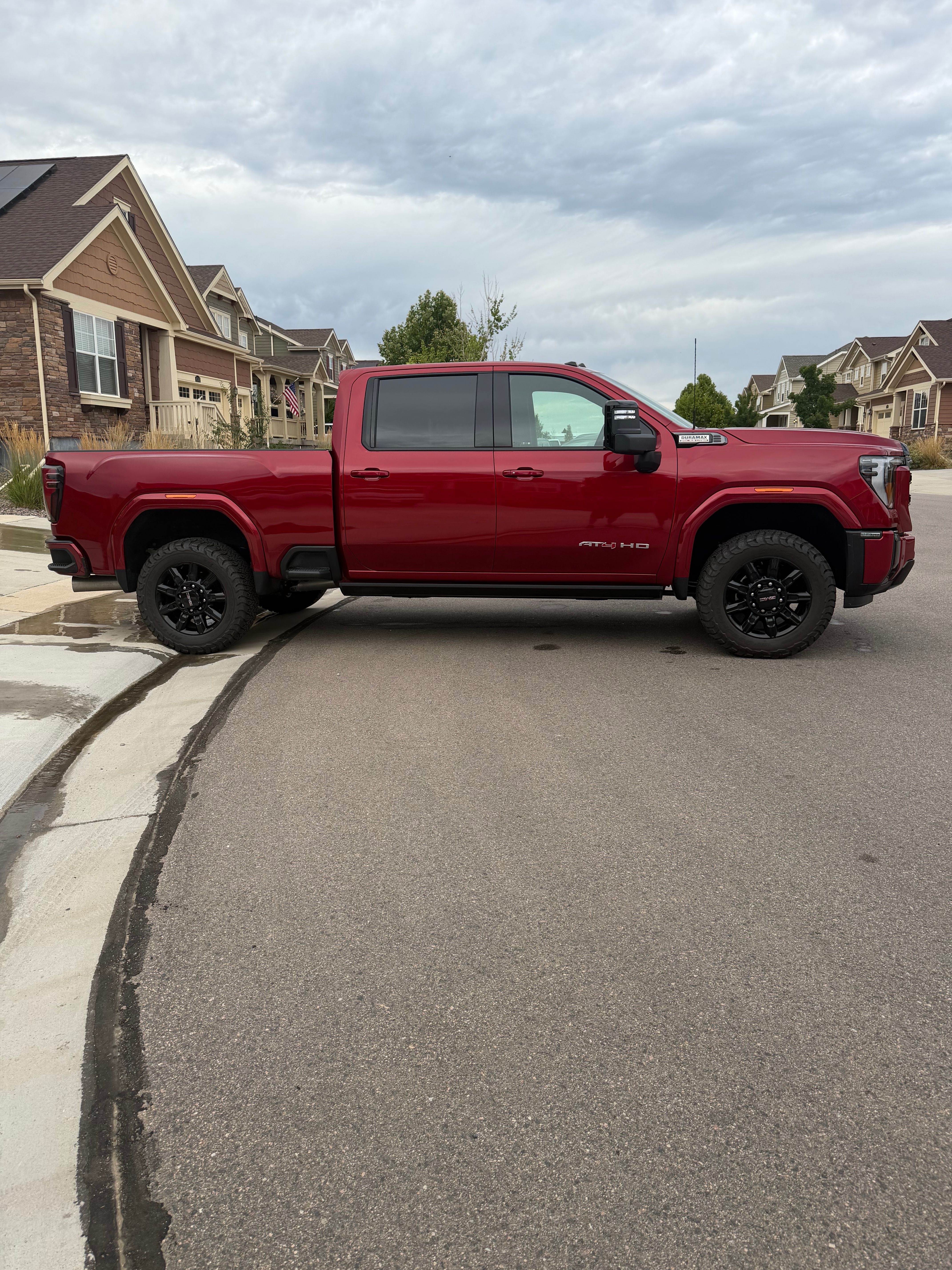 Used 2024 GMC Sierra 2500 AT4 w/ AT4 Premium Plus Package AWD/4WD image 1