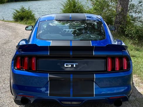 Used 2017 Ford Mustang GT w/ GT Performance Package image 6