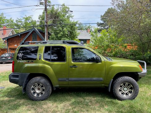 Used 2012 Nissan Xterra PRO-4X AWD/4WD image 8