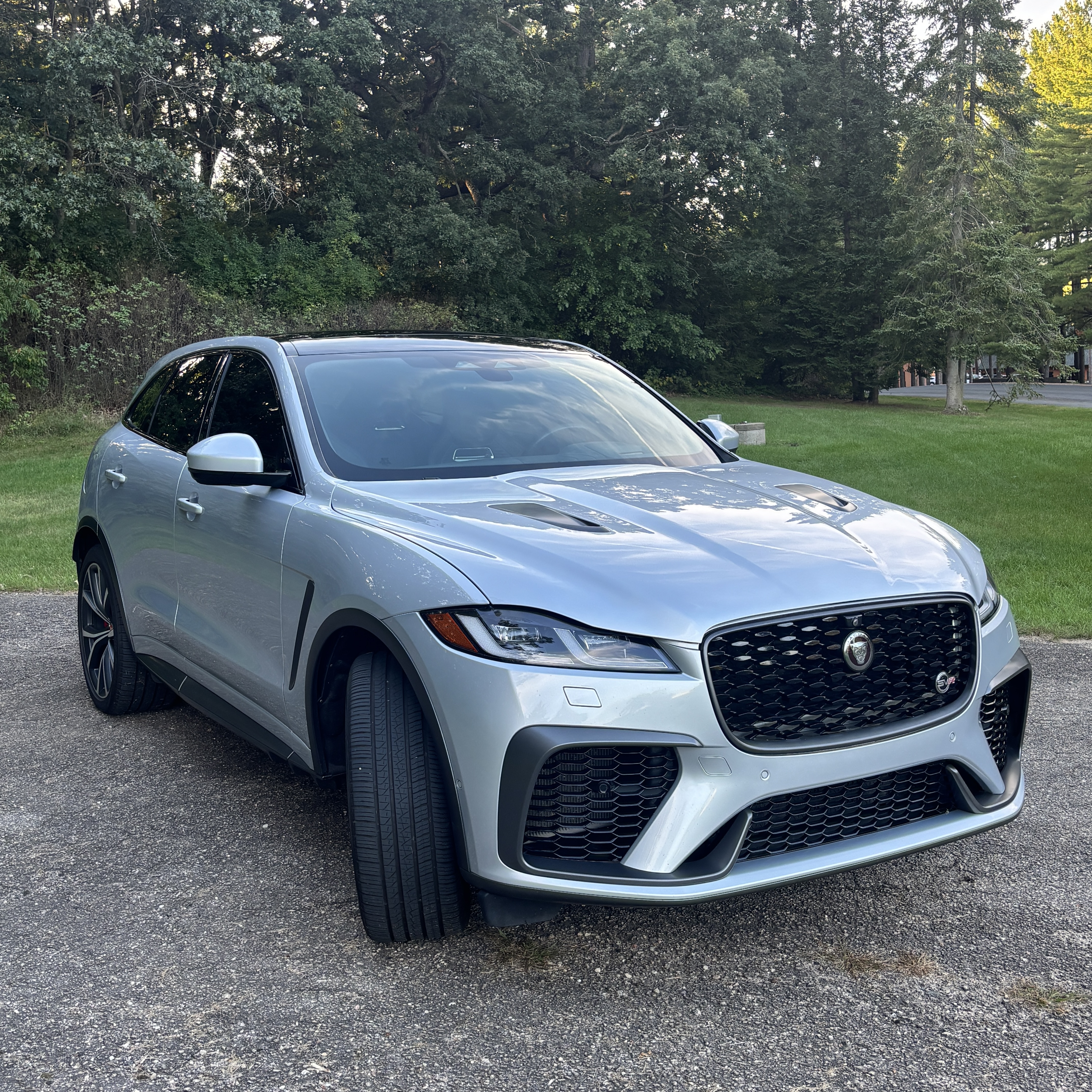 Used 2021 Jaguar F-PACE SVR AWD/4WD image 12