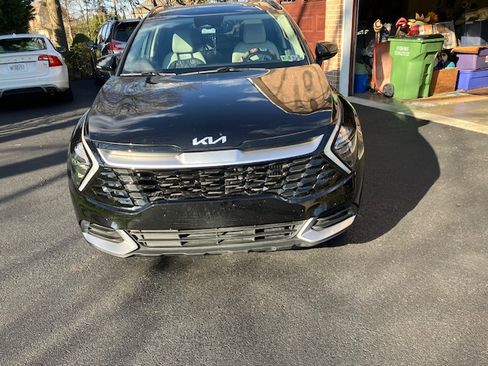 Used 2023 Kia Sportage EX w/ EX Premium Package image 1