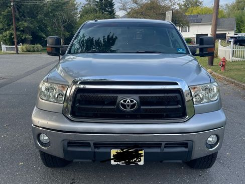 Used 2010 Toyota Tundra 4x4 CrewMax w/ TRD Off-Road Pkg image 6