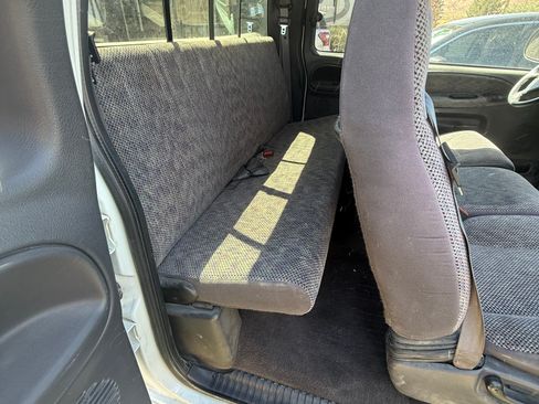 Used 1998 Dodge Ram 2500 Truck 4x4 Quad Cab image 5