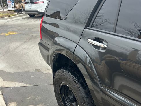 Used 2007 Toyota 4Runner Sport image 11