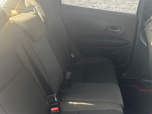 Used 2019 Honda HR-V Sport image 15