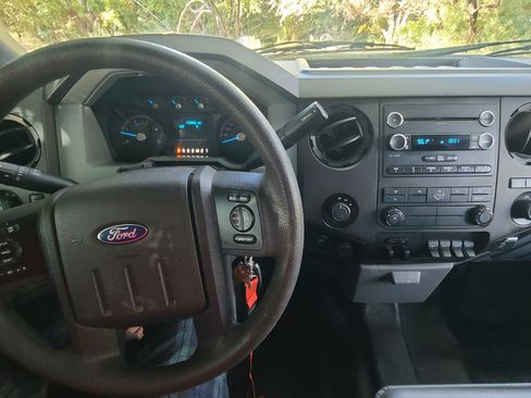 Used 2014 Ford F350 XL image 5