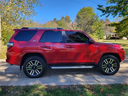 Used 2020 Toyota 4Runner SR5 Premium w/ Moonroof Package
